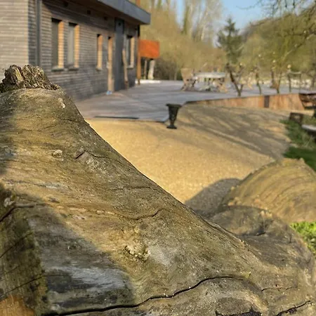 Trou Des Cloches Holiday home Florennes
